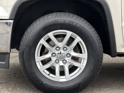 Used 2014 GMC Sierra 1500 SLT w/ SLT Crew Cab Value Package AWD/4WD image 24