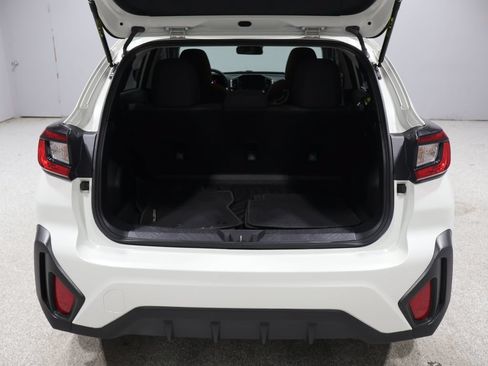 Used 2025 Subaru Crosstrek 2.5i Premium AWD/4WD image 20