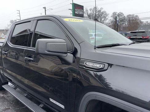 Used 2020 GMC Sierra 1500 Elevation image 2
