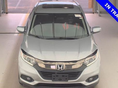 Used 2022 Honda HR-V EX image 2