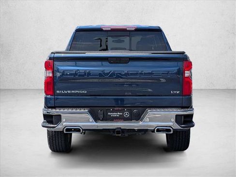Used 2021 Chevrolet Silverado 1500 LTZ AWD/4WD image 7