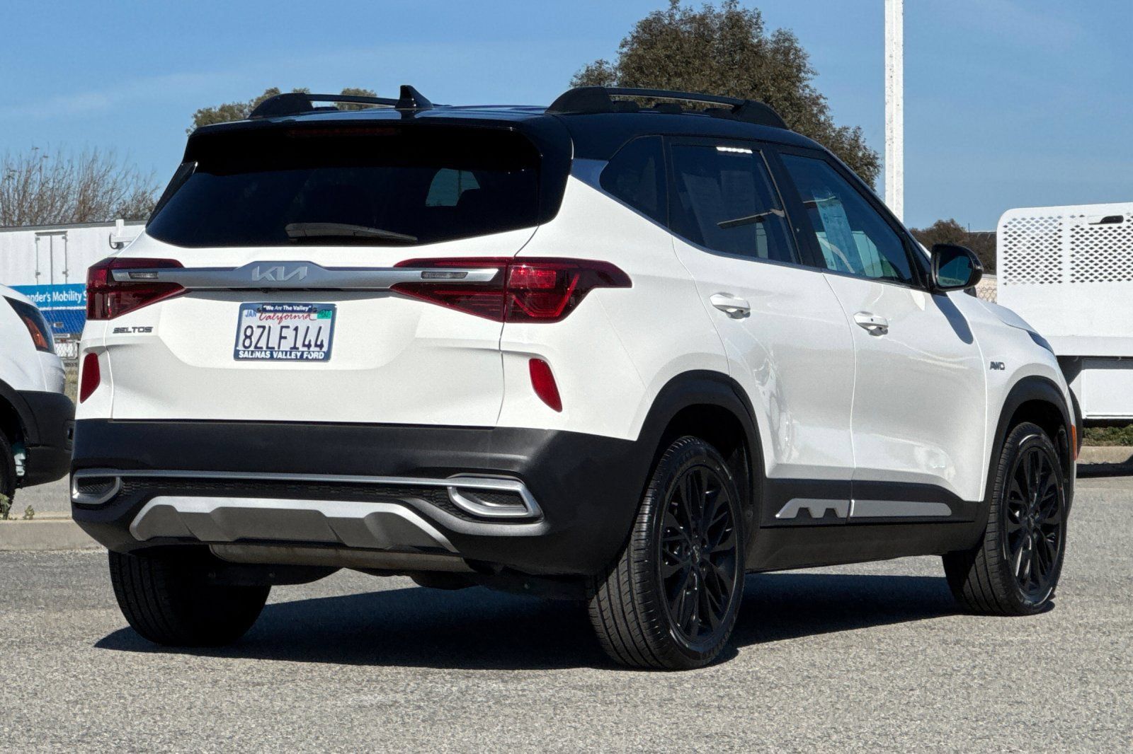 Used 2022 Kia Seltos Nightfall Edition AWD/4WD image 4