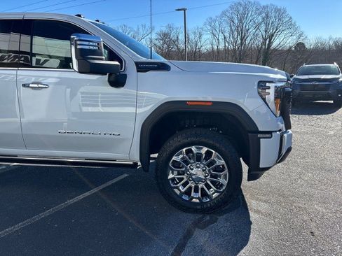 New 2026 GMC Sierra 2500 Denali Ultimate image 5