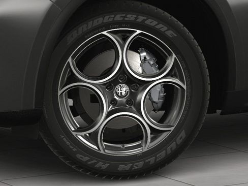 New 2025 Alfa Romeo Stelvio Sprint image 11