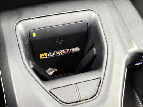Certified 2023 Toyota Crown AWD/4WD image 8