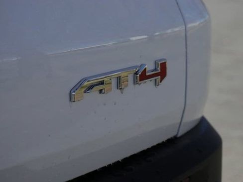 New 2025 GMC Acadia AT4 image 8