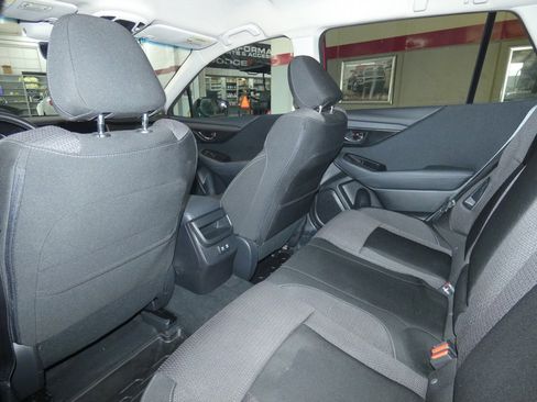 Used 2020 Subaru Outback Premium image 19