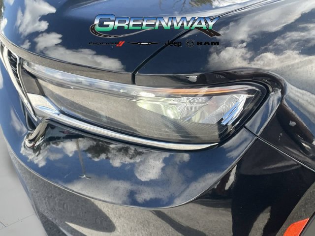 Used 2022 Jeep Grand Cherokee L Limited AWD/4WD image 6