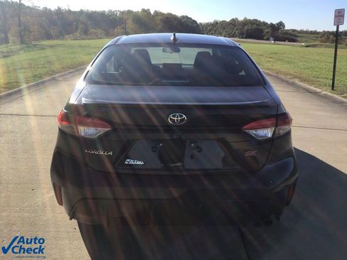 Used 2024 Toyota Corolla SE image 4