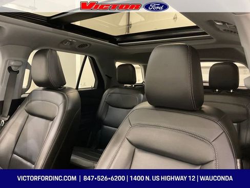 Used 2023 Ford Explorer XLT w/ Equipment Group 202A image 14