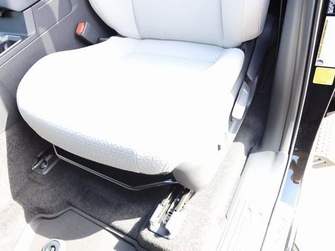 New 2025 Toyota 4Runner SR5 image 15