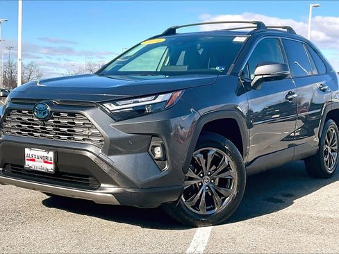 Used 2024 Toyota RAV4 Limited image 1