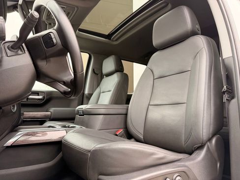 Used 2021 Chevrolet Silverado 1500 LTZ w/ LTZ Premium Package image 33