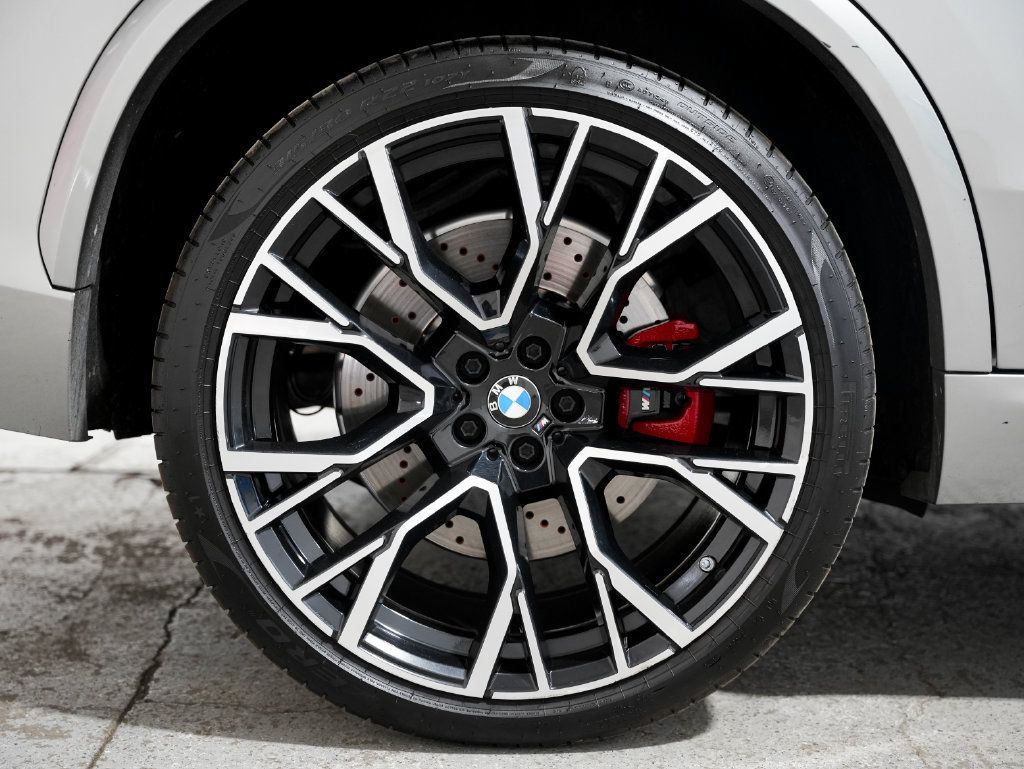 Used 2022 BMW X5 M w/ Competition Package 2 AWD/4WD image 41