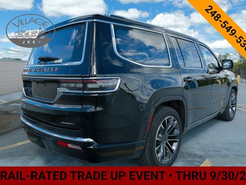 Used 2022 Jeep Grand Wagoneer Series III w/ Rear Seat Video Group 1 AWD/4WD image 5