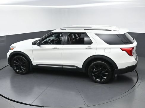 Used 2022 Ford Explorer Platinum AWD/4WD image 45