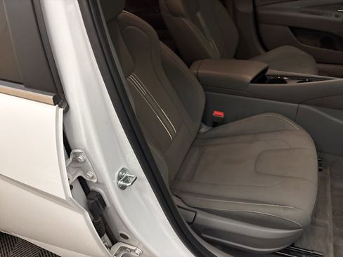 Used 2024 Hyundai Elantra SEL w/ Convenience Package image 22