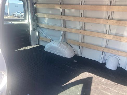 Certified 2025 Chevrolet Express 2500 w/ Driver Convenience Package RWD image 12