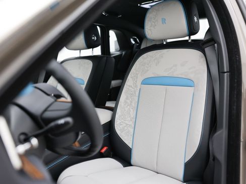 New 2025 Rolls-Royce Ghost image 15