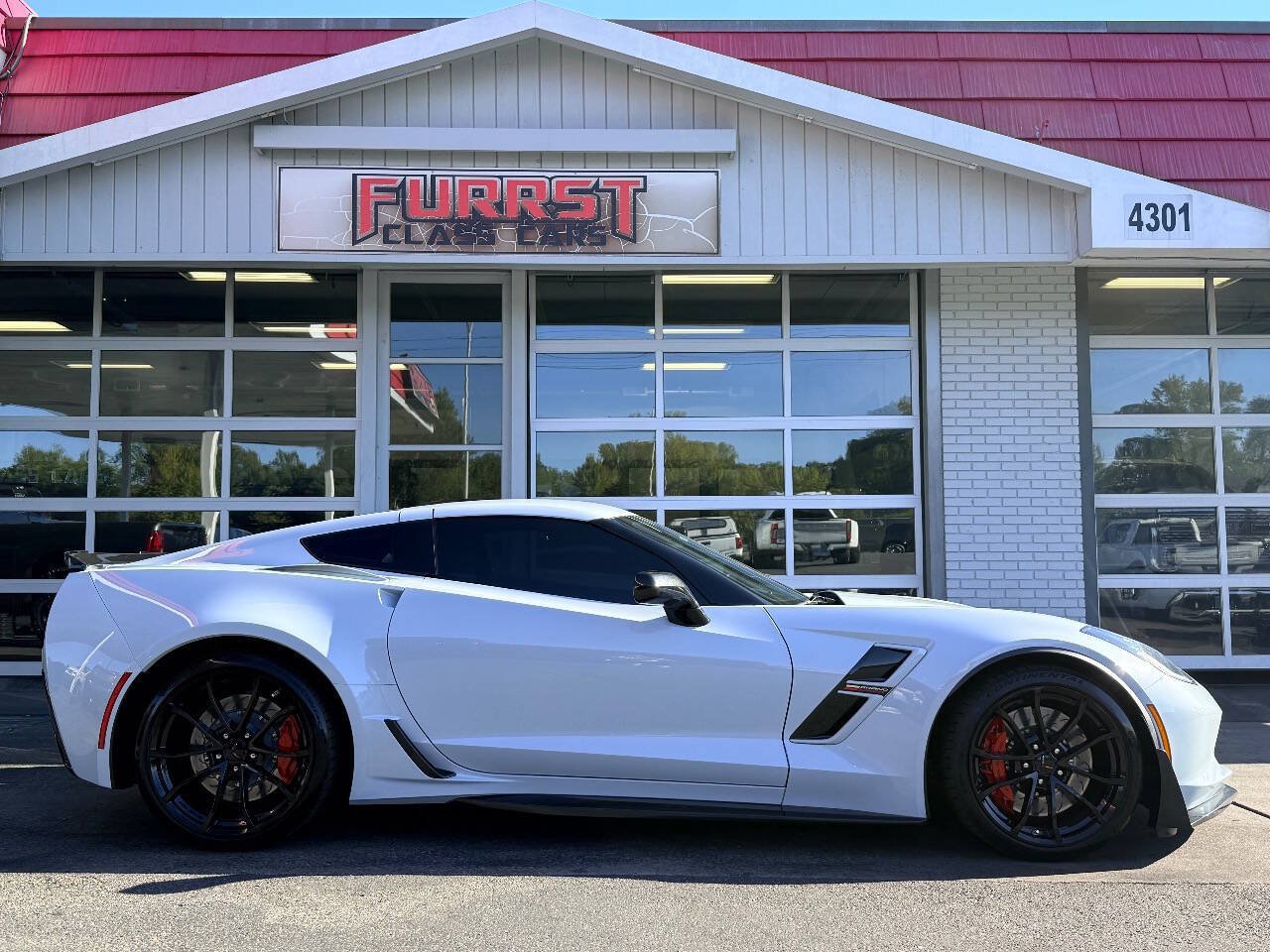 Used 2019 Chevrolet Corvette Grand Sport RWD image 9