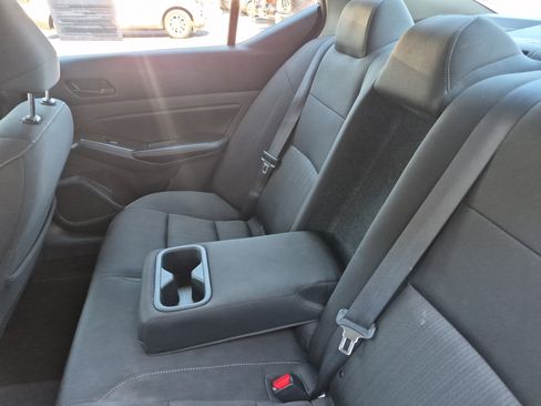 Used 2024 Nissan Altima 2.5 SV image 16