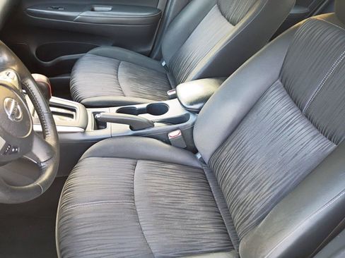 Used 2018 Nissan Sentra SV FWD image 11