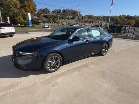 New 2025 Honda Accord EX-L image 4