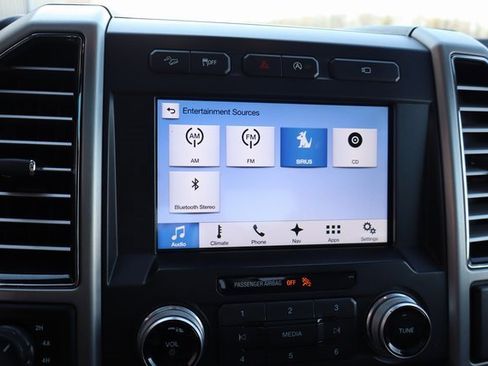 Used 2017 Ford F150 Platinum w/ Equipment Group 701A Luxury image 22