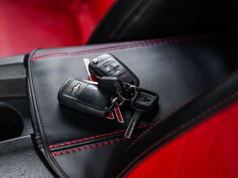 Used 2011 Chevrolet Camaro SS w/ Interior Accent Trim Package image 69