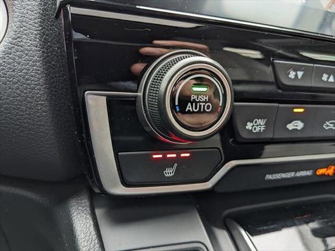 Used 2018 Honda CR-V Touring image 27