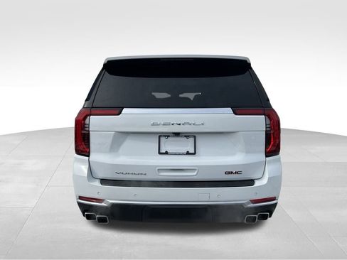 Used 2025 GMC Yukon Denali w/ Sun & Power Step Package image 18