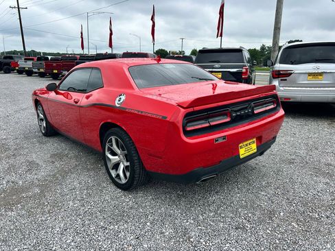 Used 2015 Dodge Challenger SXT Plus RWD image 15