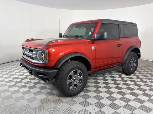 Used 2024 Ford Bronco Big Bend AWD/4WD image 3