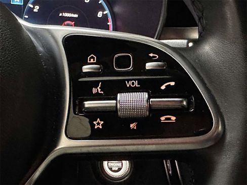 Used 2022 Mercedes-Benz GLC 300 4MATIC image 20