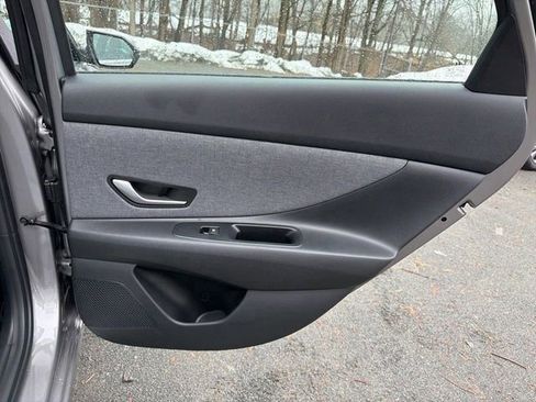 Certified 2023 Hyundai Elantra Limited w/ Cargo Package image 12