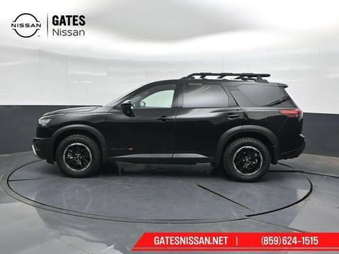 Used 2025 Nissan Pathfinder Rock Creek AWD/4WD image 7