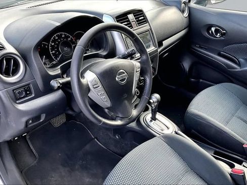 Used 2019 Nissan Versa Note SV FWD image 16
