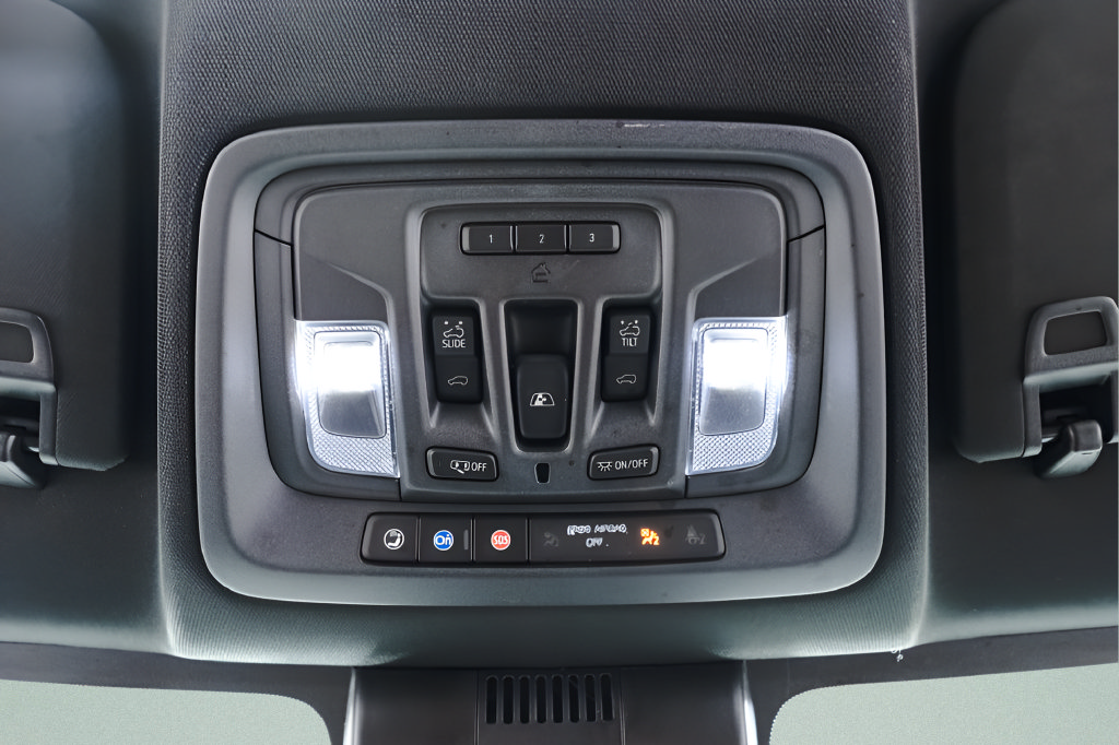 Used 2024 GMC Sierra 1500 AT4 w/ Technology Package AWD/4WD image 19