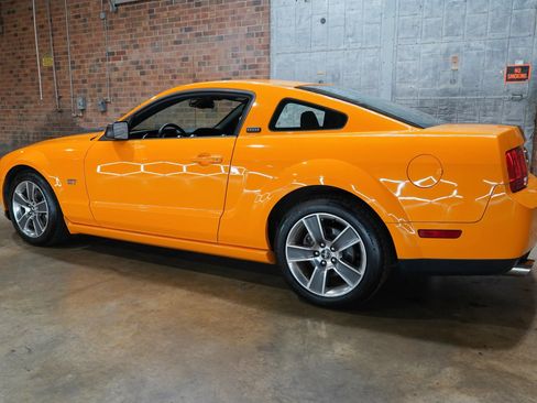 Used 2008 Ford Mustang GT Premium RWD image 8