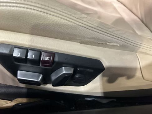 Used 2017 BMW 230i xDrive Coupe image 13