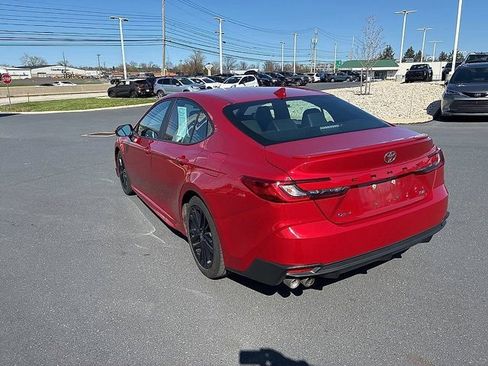 Certified 2025 Toyota Camry SE image 10