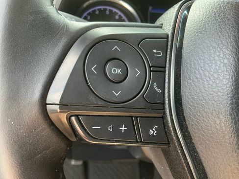 Used 2020 Toyota Camry SE image 20