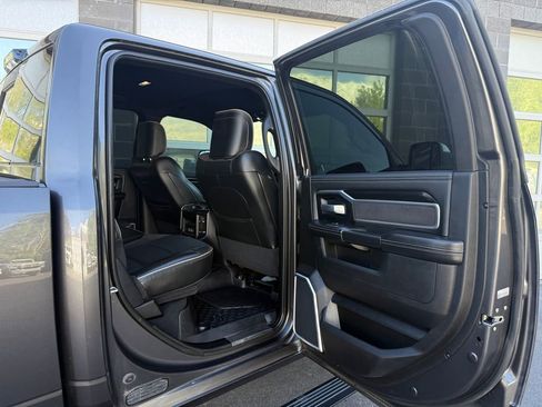 Used 2022 RAM 2500 Laramie AWD/4WD image 22