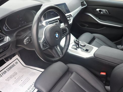 Used 2021 BMW 330i xDrive Sedan w/ M Sport Package AWD/4WD image 21