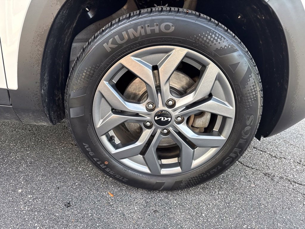 Used 2024 Kia Seltos S AWD/4WD image 51