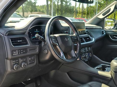 Used 2023 Chevrolet Tahoe RST w/ Luxury Package AWD/4WD image 15