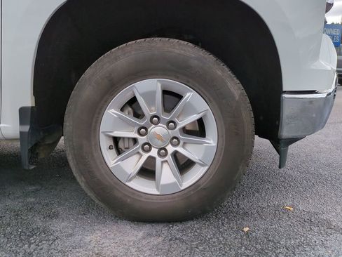 Used 2025 Chevrolet Silverado 1500 LT image 14