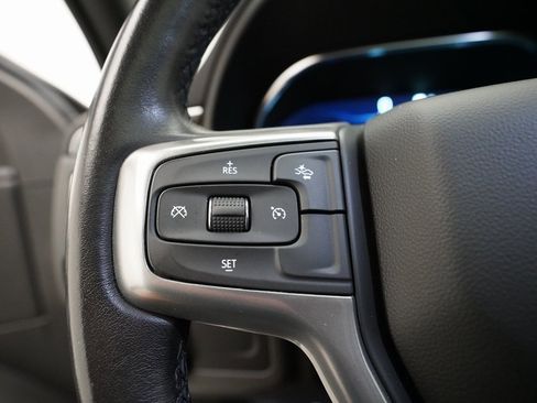 Used 2022 Chevrolet Suburban LT image 19