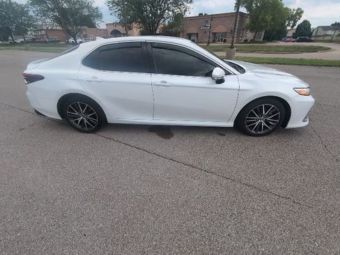 Certified 2023 Toyota Camry XLE FWD image 2