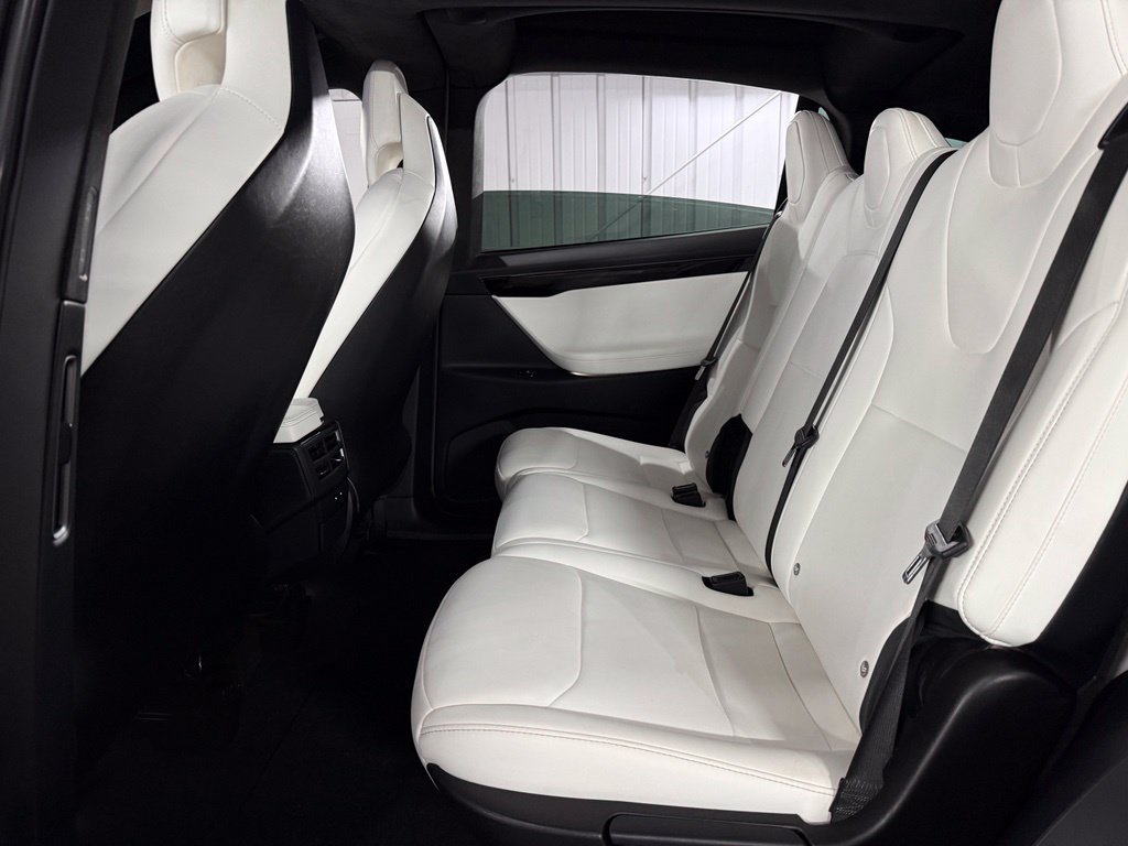 Used 2019 Tesla Model X Long Range AWD/4WD image 22